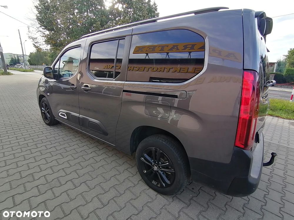 Citroën Berlingo XL 7-Sitzer PureTech 130 EAT8 FEEL - 11