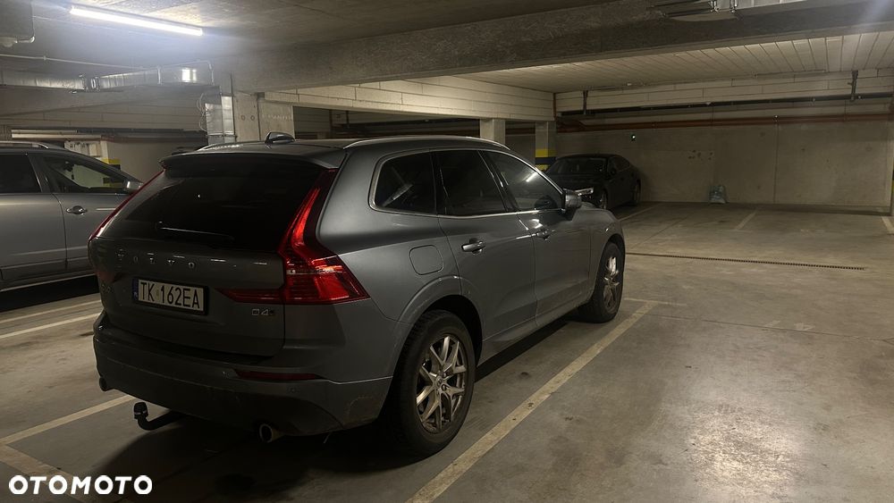 Volvo XC 60 D4 AWD Momentum - 28
