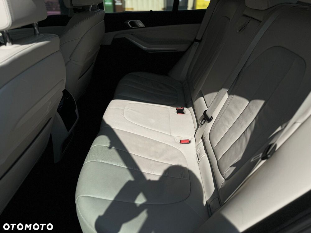 BMW X5 xDrive40i sport - 16