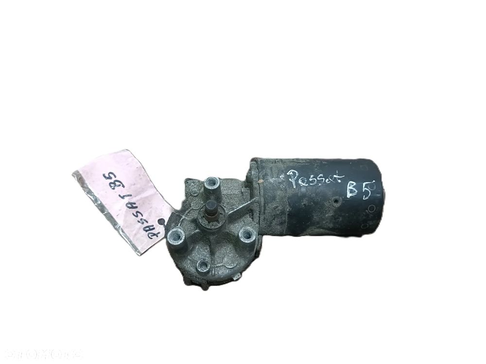 VOLKSWAGEN PASSAT B5 96-00 SILNICZEK WYCIERACZKI TYLNEJ TYŁ BOSCH 0390241132 * - 1