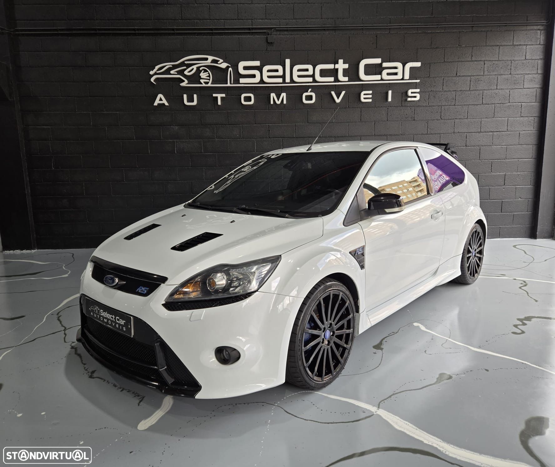 Ford Focus 2.5 T RS - 1