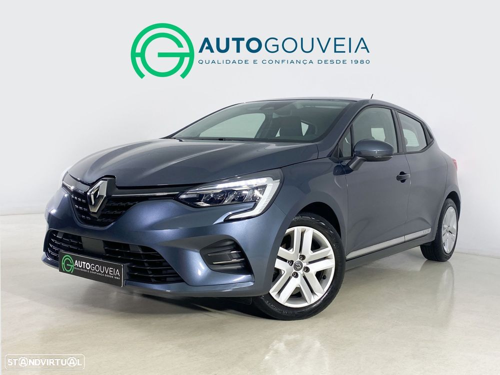 Renault Clio - 1