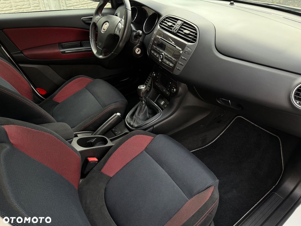 Fiat Bravo 1.4 16V Dynamic - 30