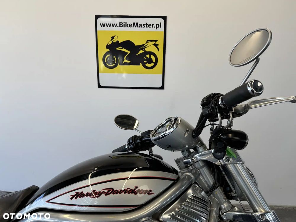 Harley-Davidson V-Rod Street Rod - 10