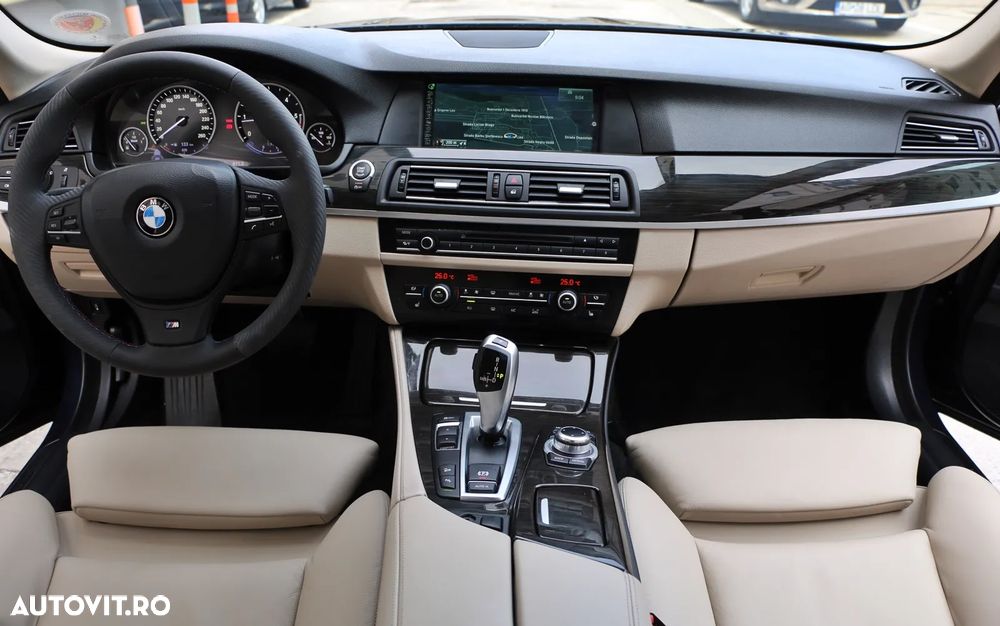 BMW Seria 5 525d Aut. Modern Line - 23