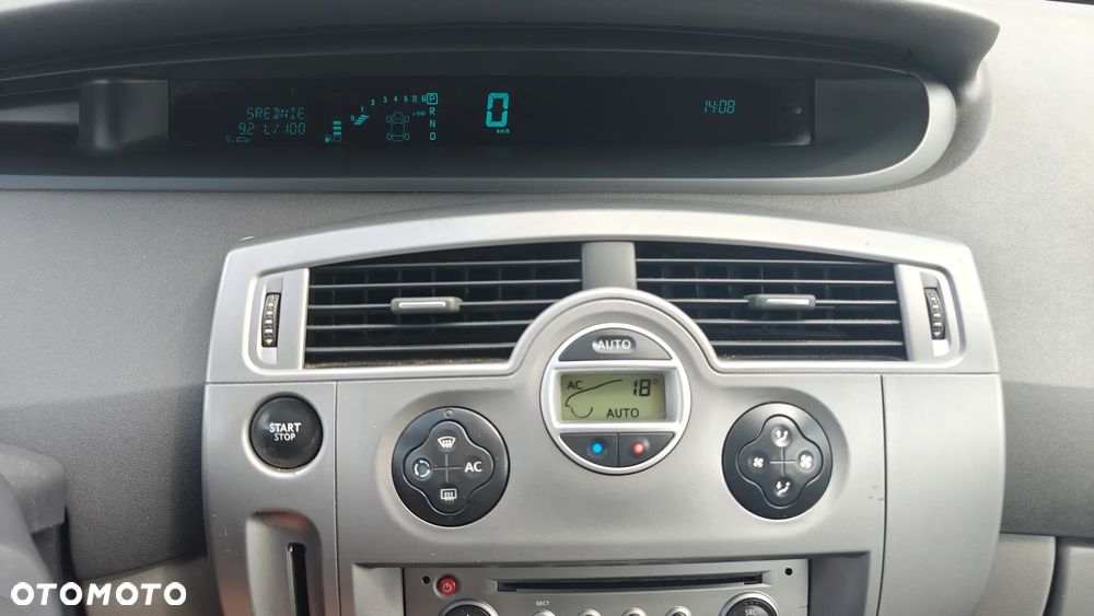 Renault Scenic 2.0 16V Privilege - 24