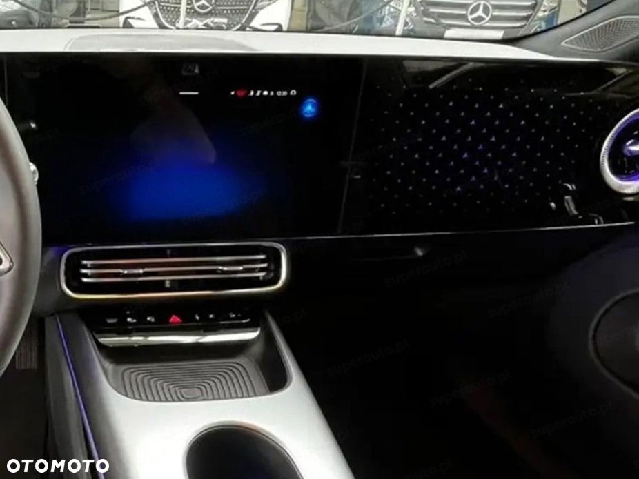 Mercedes-Benz CLA - 8