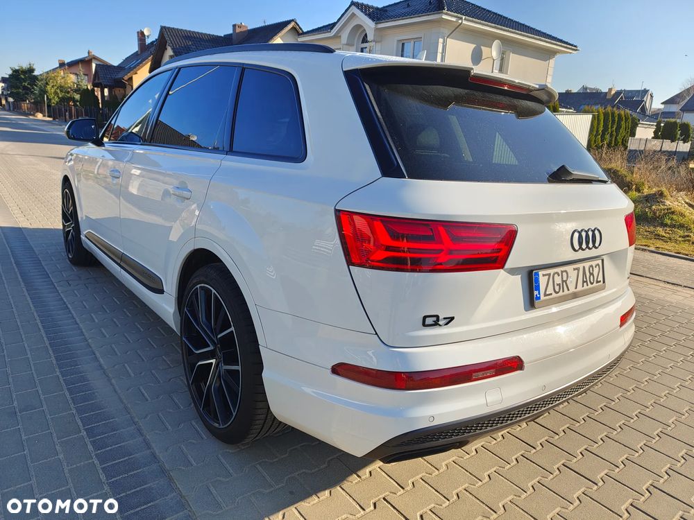 Audi Q7 - 6