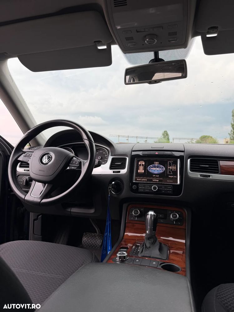 Volkswagen Touareg - 8