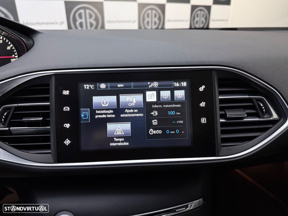 Peugeot 308 PureTech 130 GPF EAT8 Stop & Start Allure - 26