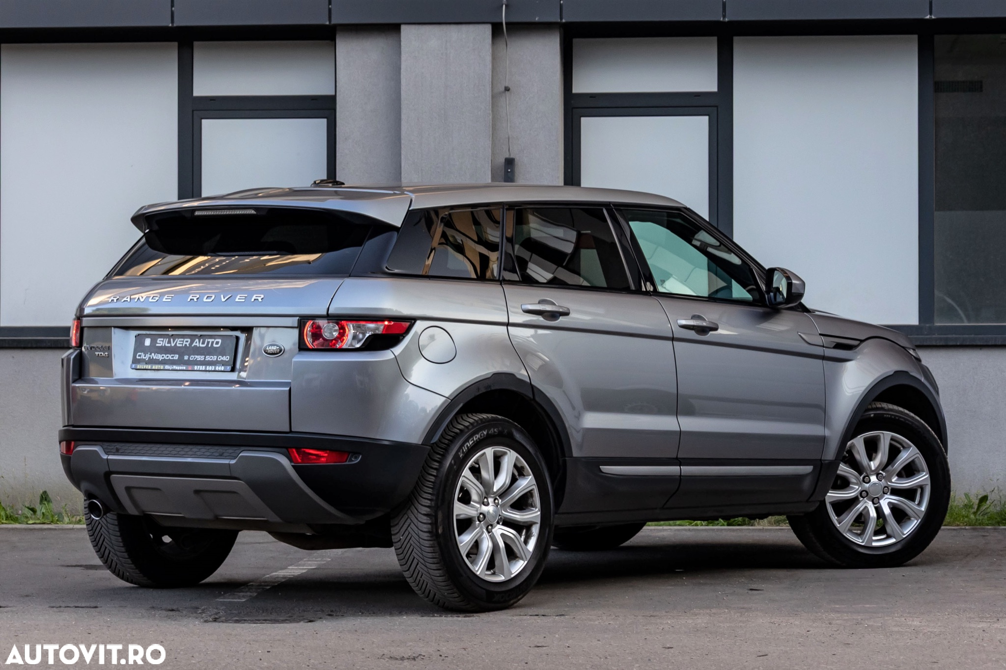 Land Rover Range Rover Evoque - 18