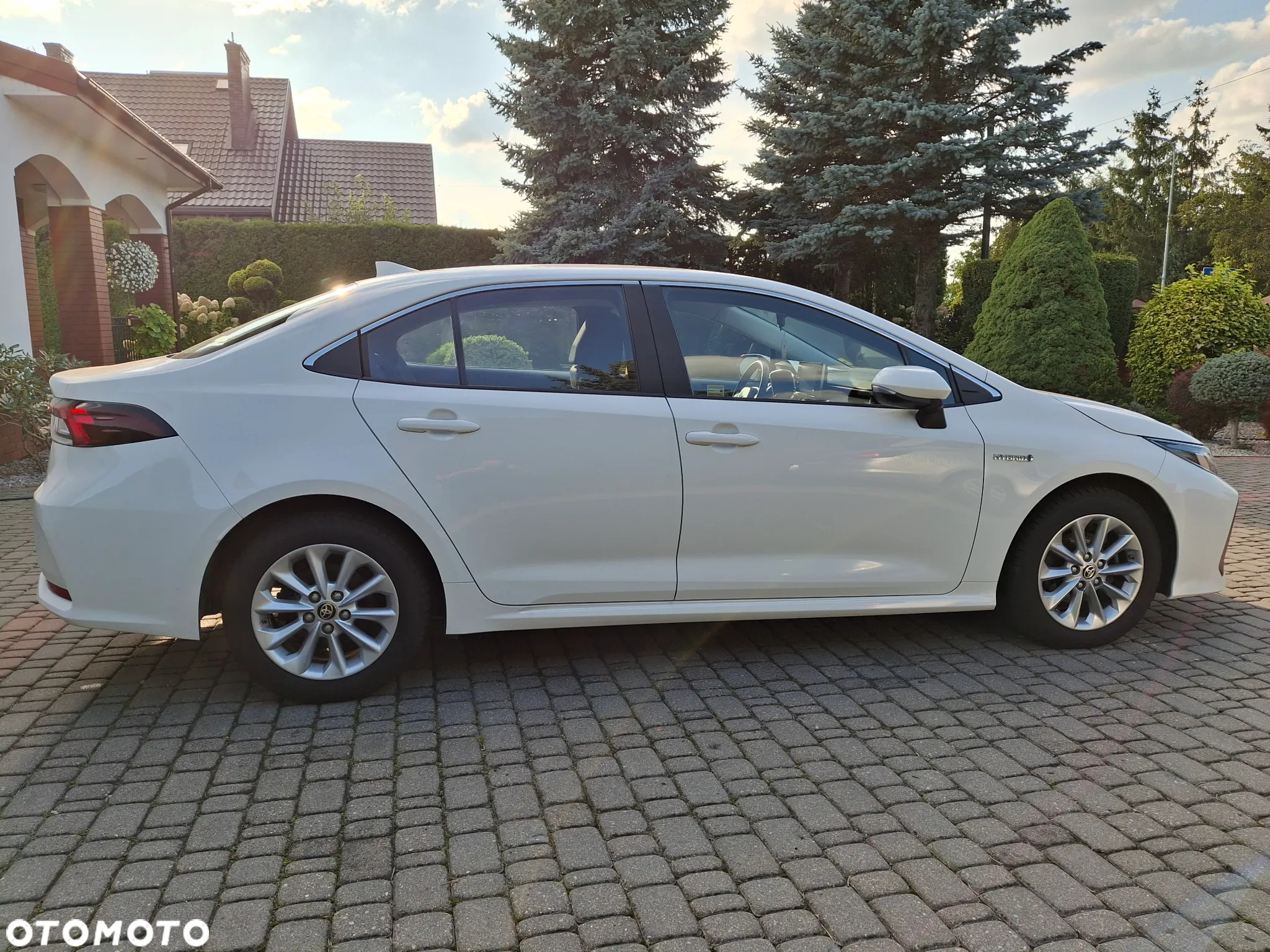 Toyota Corolla 1.8 Hybrid Comfort - 8