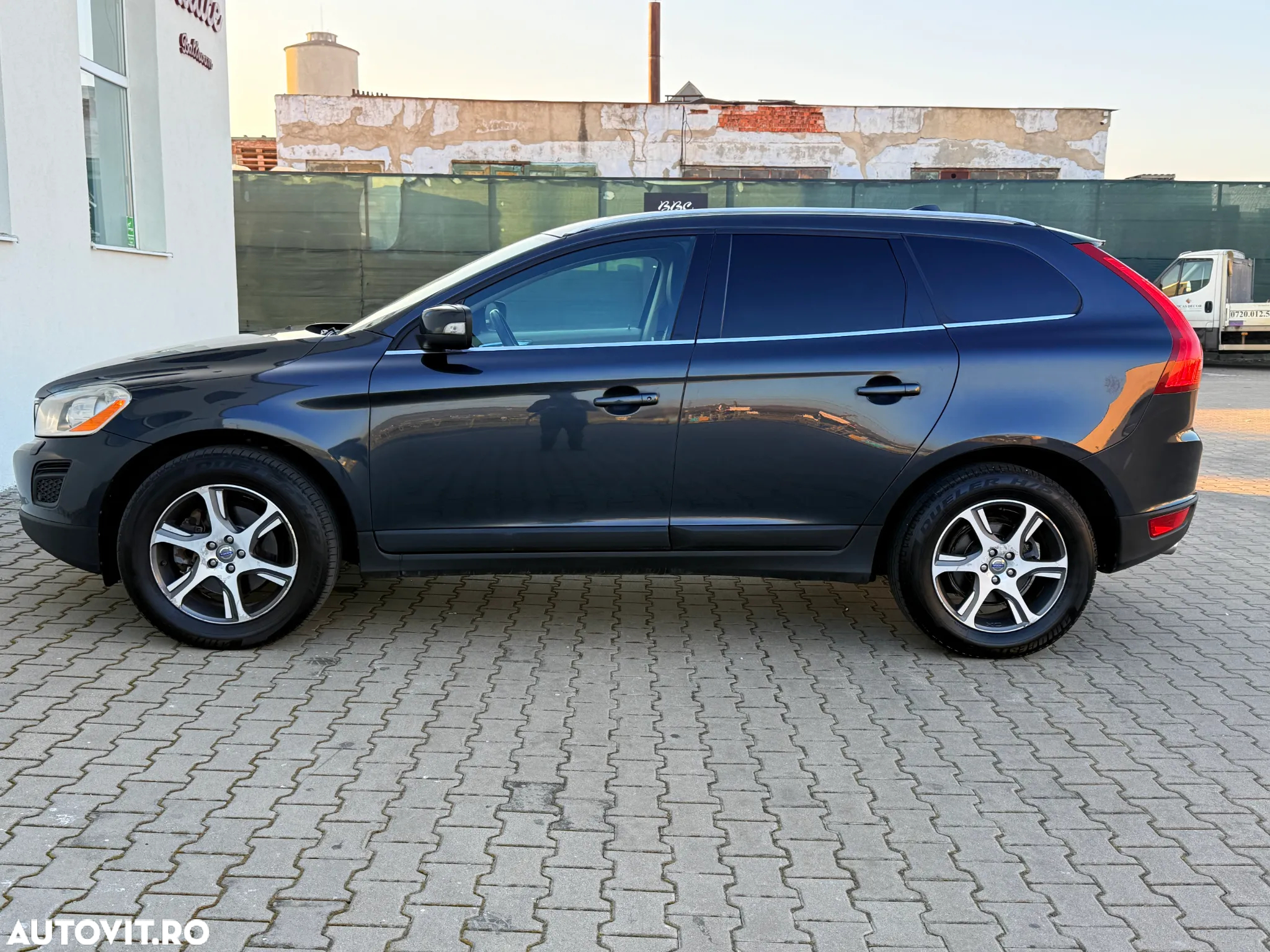 Volvo XC 60 2.4D AWD Aut. Summum - 13