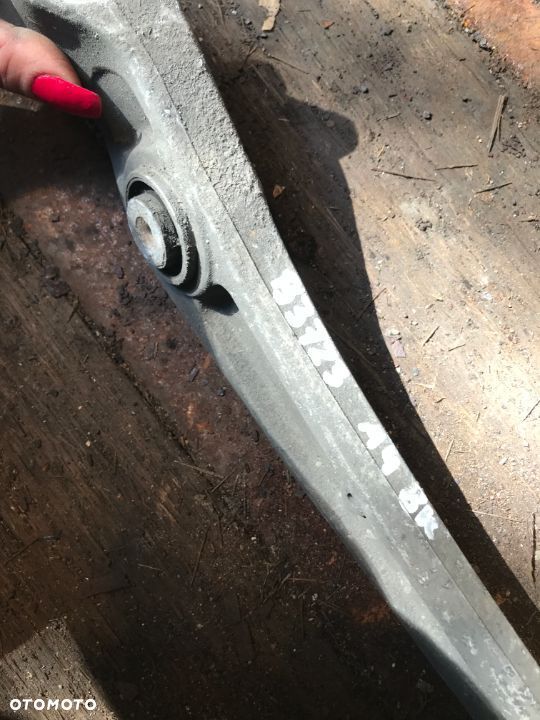 Wahacz przod prawy AUDI A4 B8 8K0407156B - 3