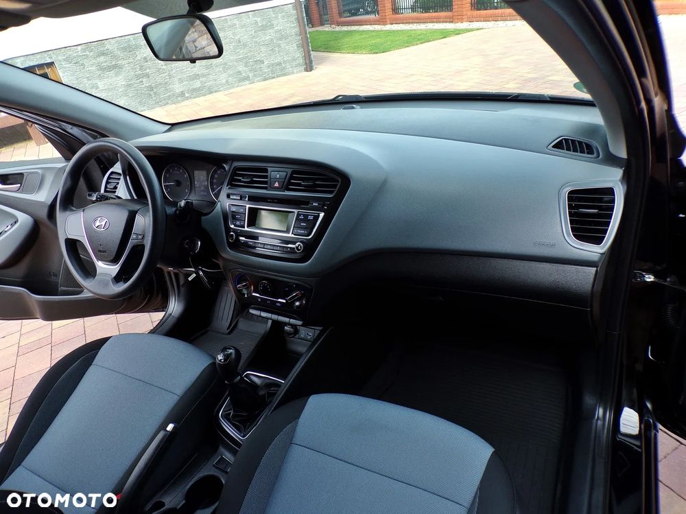 Hyundai i20 1.2 BlueDrive Comfort - 16
