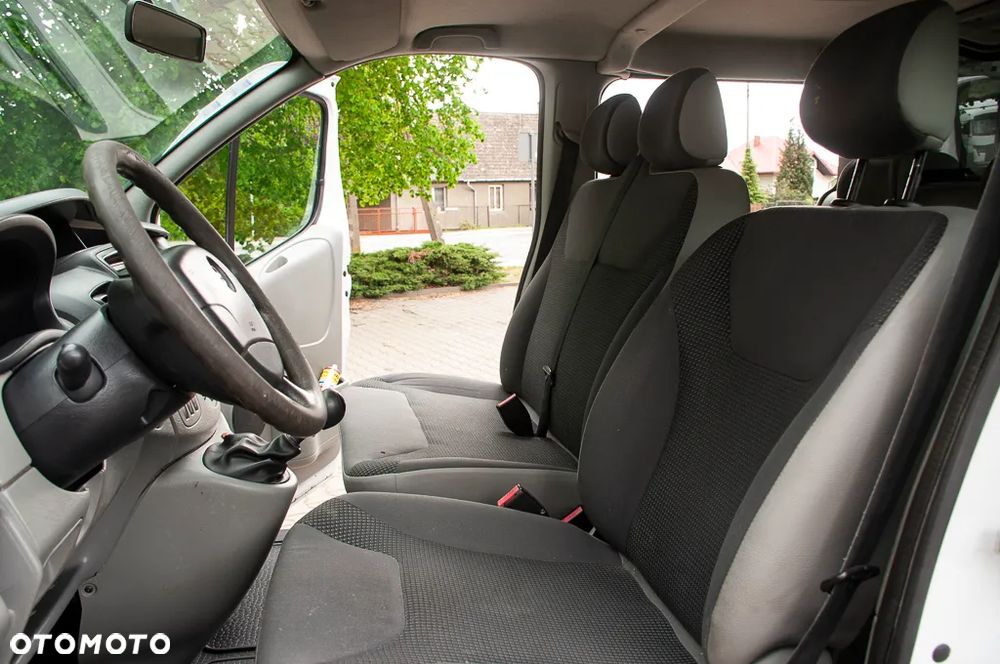 Opel VIVARO BRYGADÓWKA 6os - 29