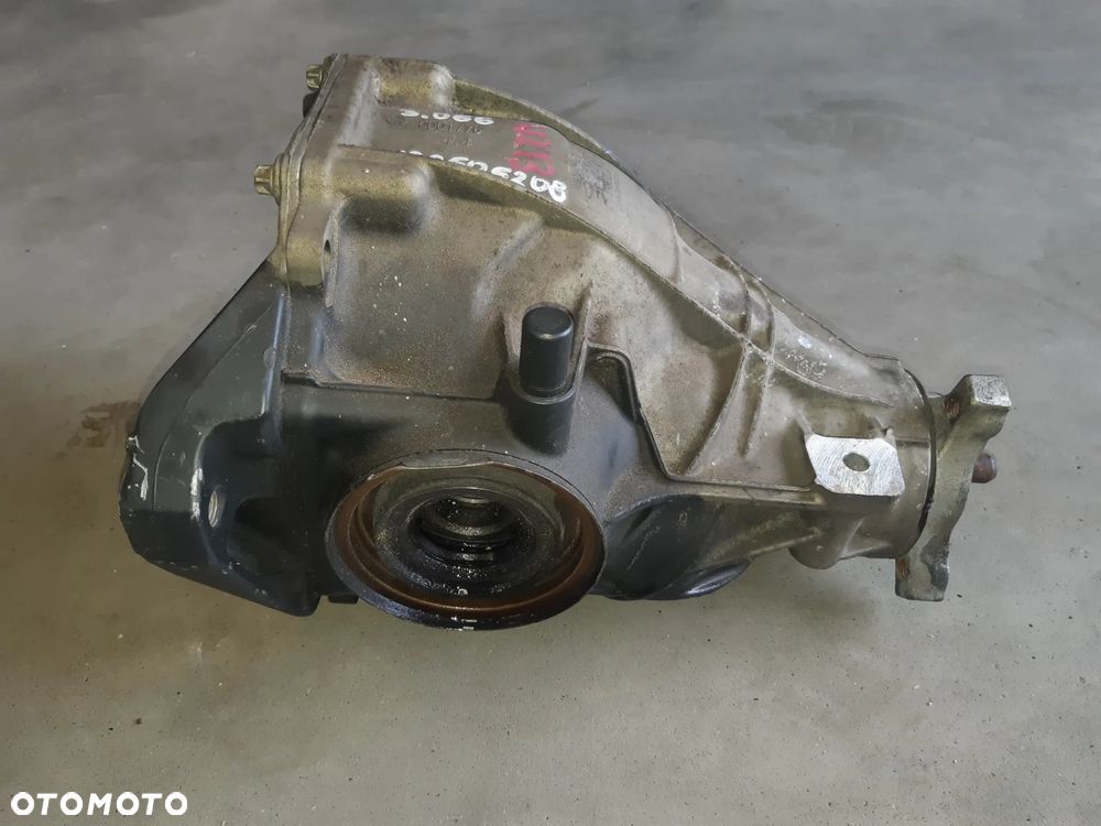 DYFER DYFERENCJAŁ MOST TYŁ MERCEDES W213 2.2 CDI 3.066 A2133505208 - 2