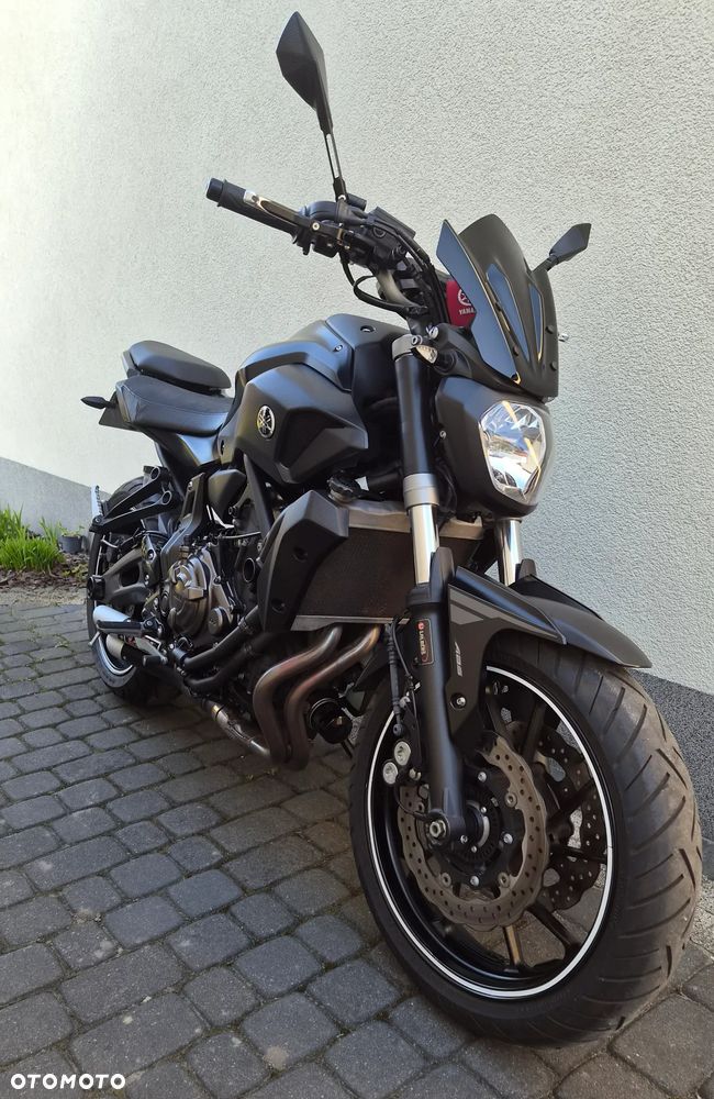 Yamaha MT - 7