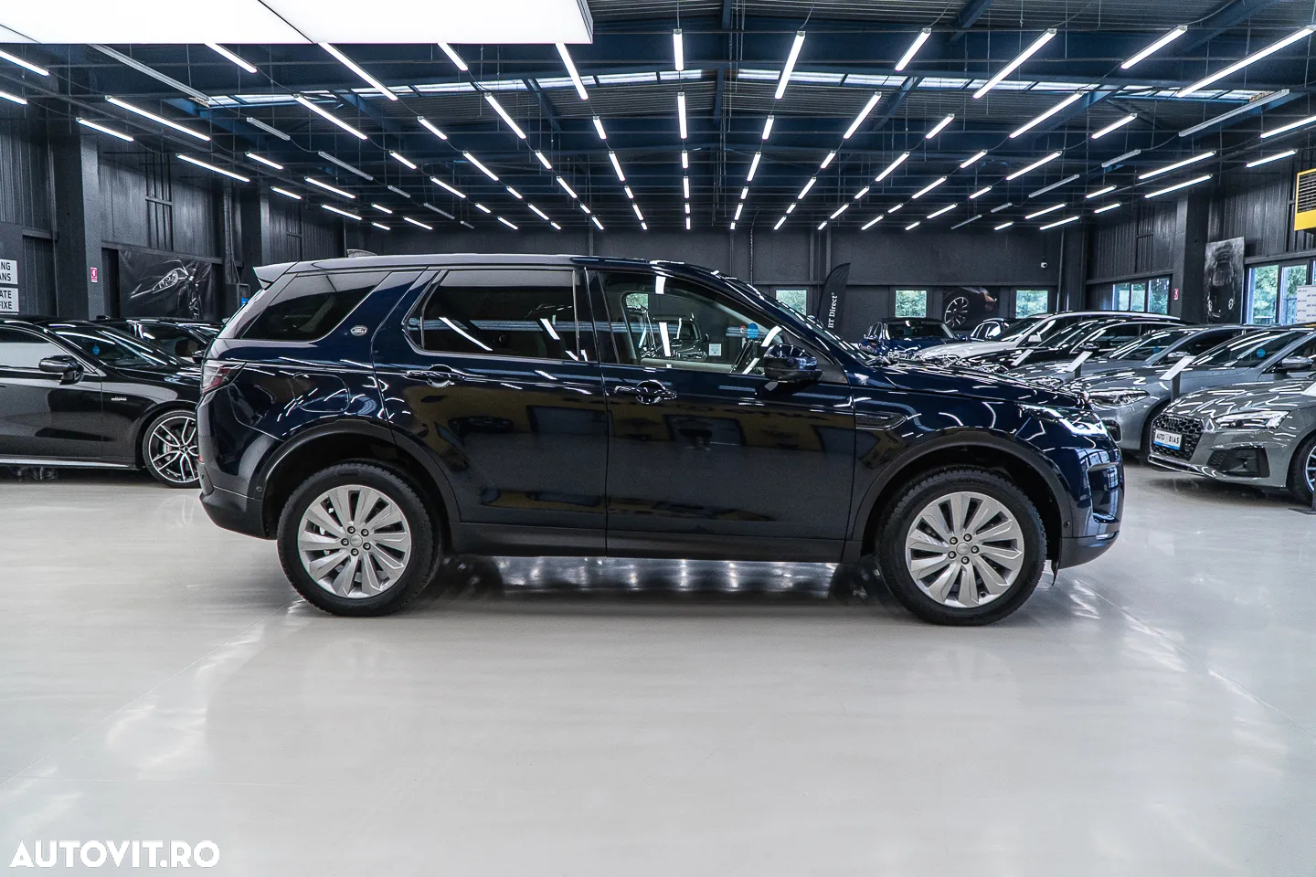 Land Rover Discovery Sport 2.0 D200 MHEV SE - 19