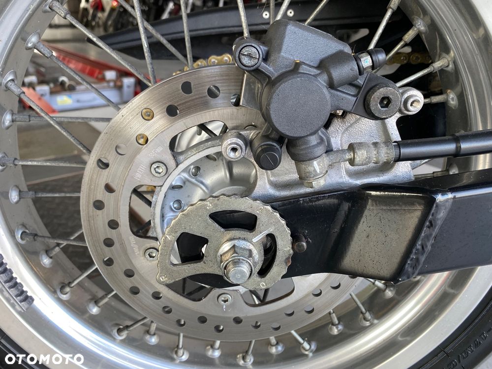 Suzuki DR - 29
