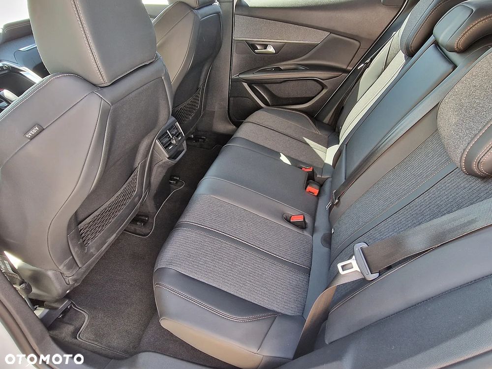 Peugeot 3008 - 9