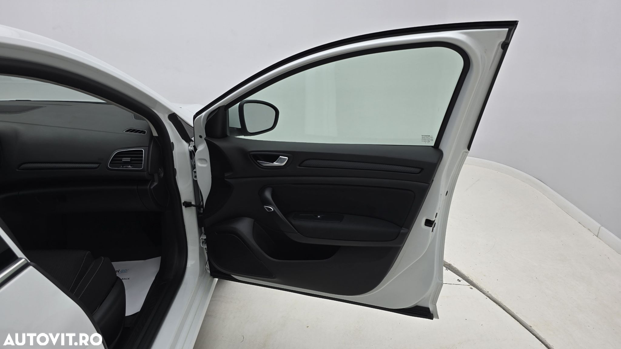 Renault Megane Blue dCi 116 Zen - 18