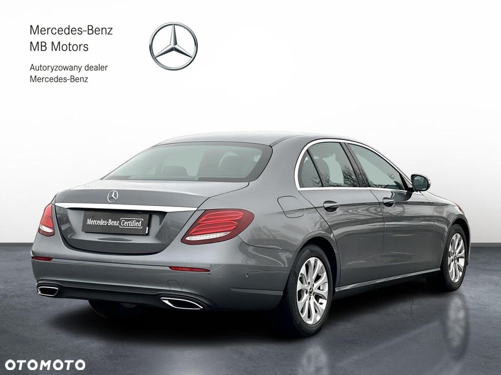 Mercedes-Benz Klasa E - 6