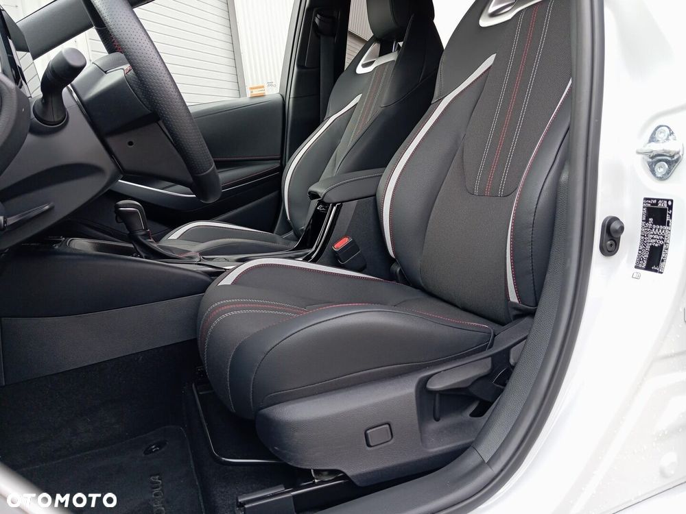 Toyota Corolla 1.8 Hybrid GR Sport Dynamic - 23