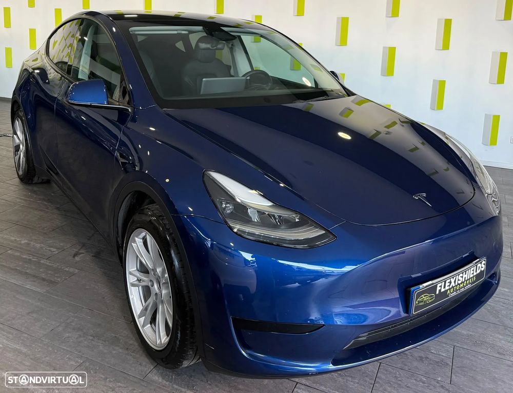 Tesla Model Y Standard RWD - 5