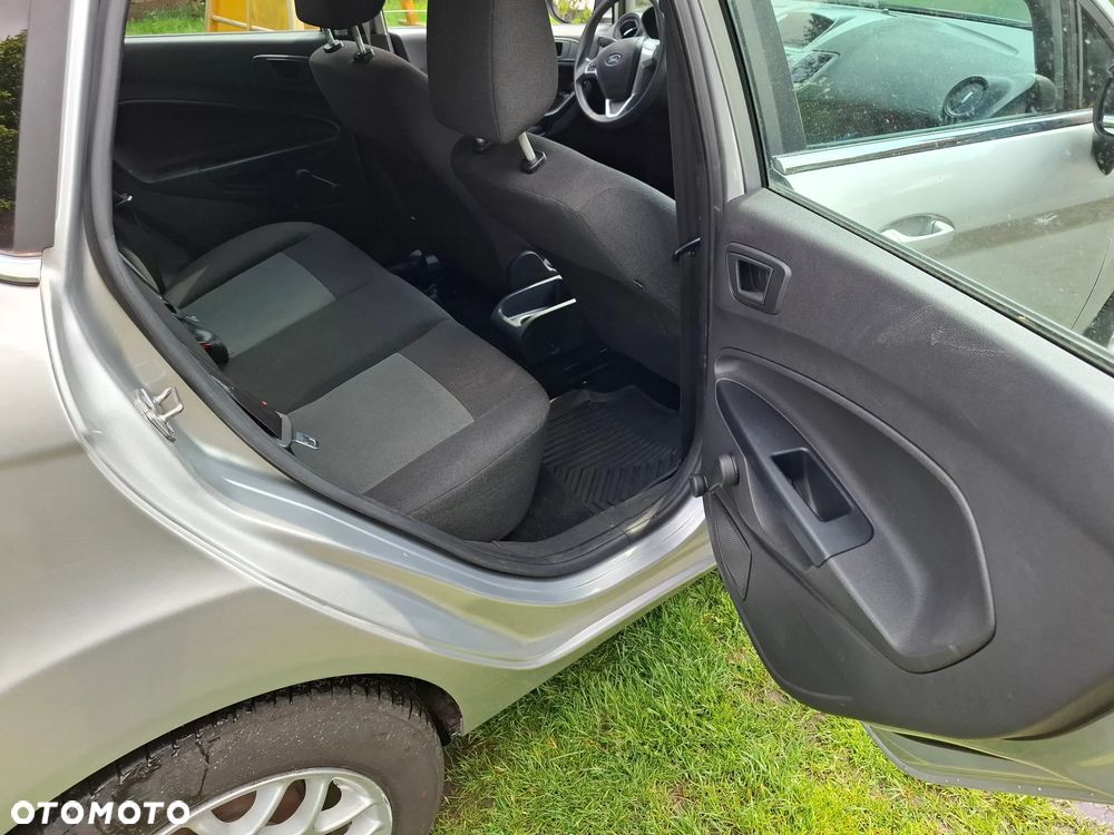 Ford Fiesta 1.25 Trend - 14