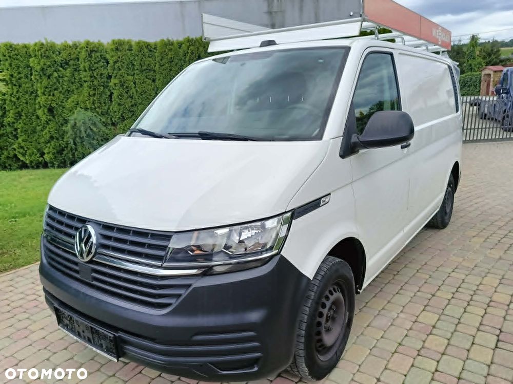Volkswagen Transporter - 1