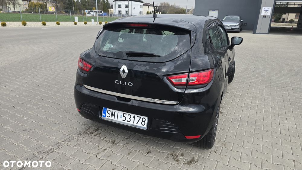 Renault Clio 1.2 16V 75 Experience - 5