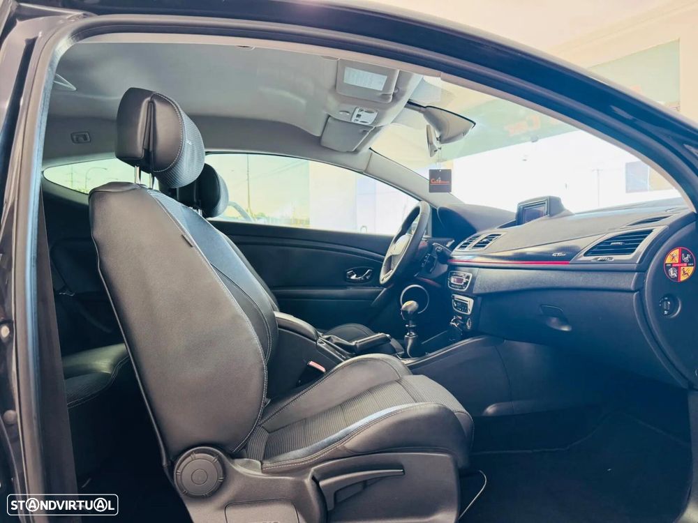 Renault Mégane Coupe 1.5 dCi GT Line - 34