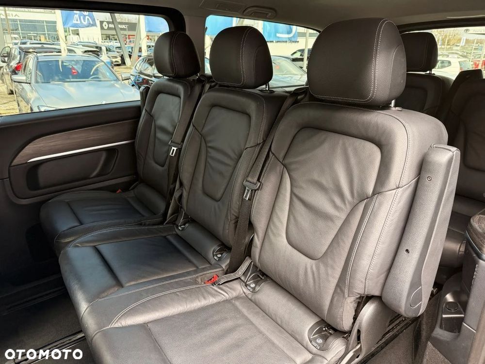 Mercedes-Benz Klasa V 300 d extralang 4Matic 9G-TRONIC Avantgarde - 26