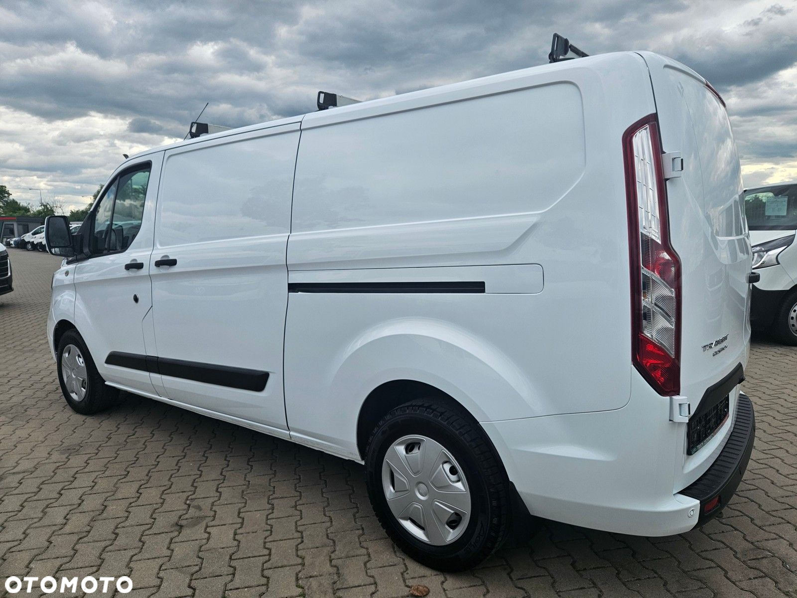 Ford Transit-Custom L2H1 *57900zł NETTO* 2,0 TdCi/170KM - 12
