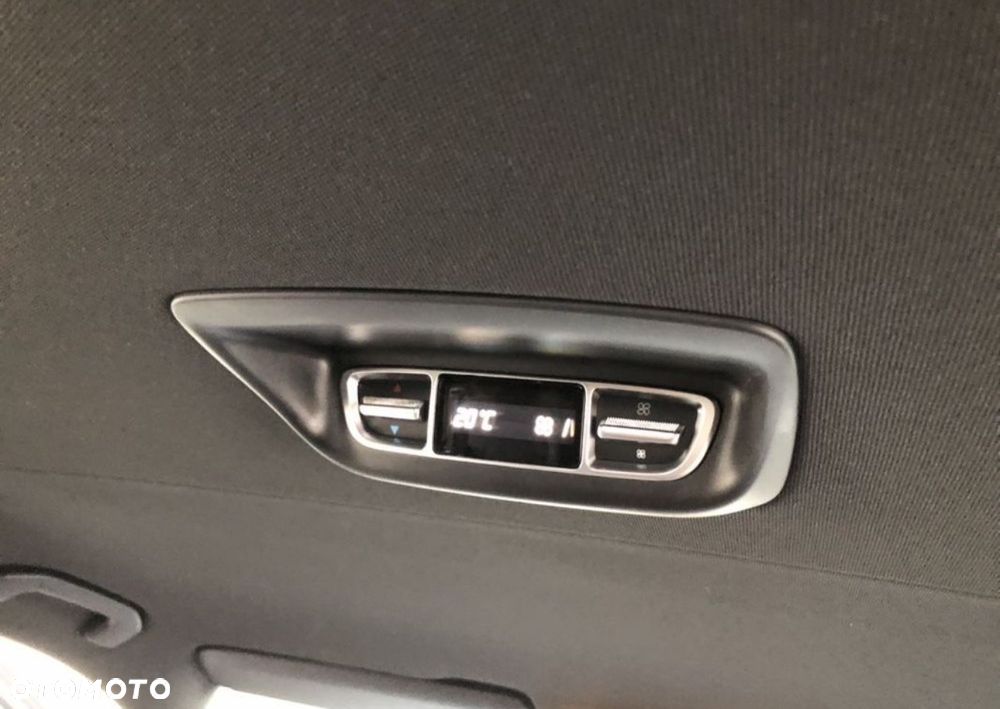 Mercedes-Benz EQV - 38