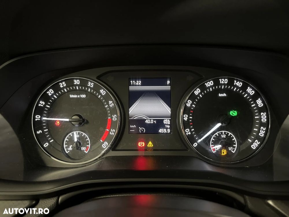 Skoda Octavia 2.0 TDI DSG Ambition - 15