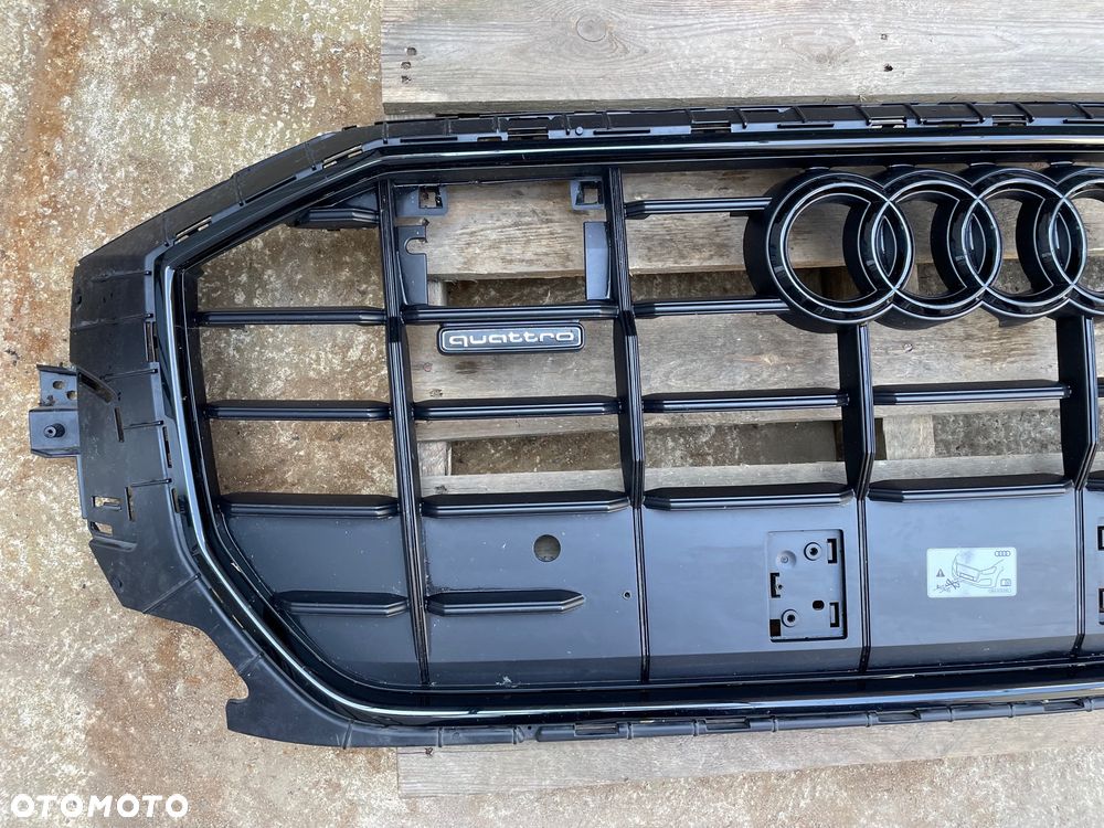 ATRAPA CHŁODNICY GRILL PRZÓD AUDI Q8 4M8 S LINE 4M8853651AQ 4M8853651AS - 4
