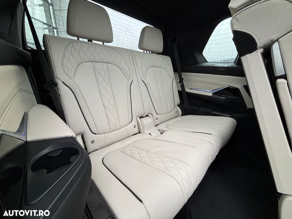 BMW X7 xDrive40d - 9