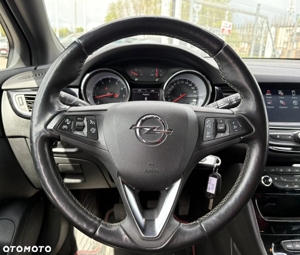 Opel Astra 1.4 T Dynamic - 12
