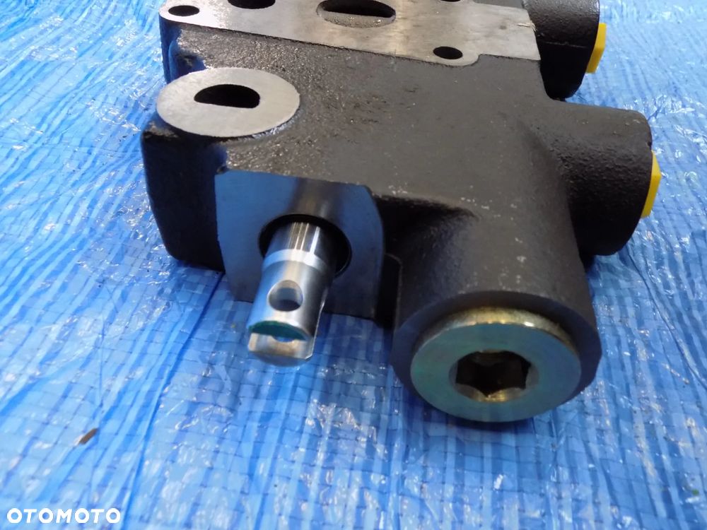 sekcja rozdzielacza hydraulicznego zawór hydrauliczny 375782a2r case 580 580sm 590sm - 4