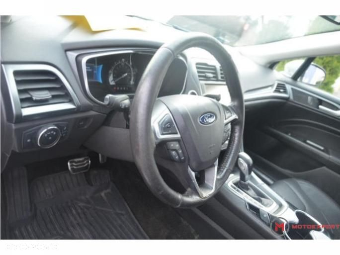 Ford Fusion - 20