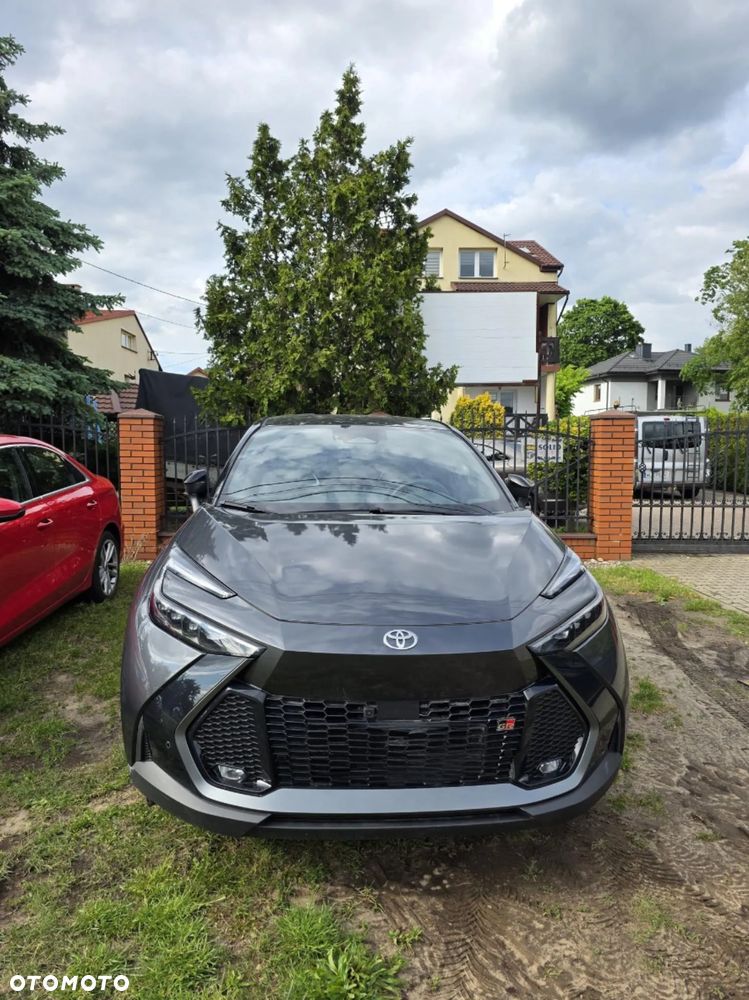 Toyota C-HR 2.0 Hybrid GR Sport - 1