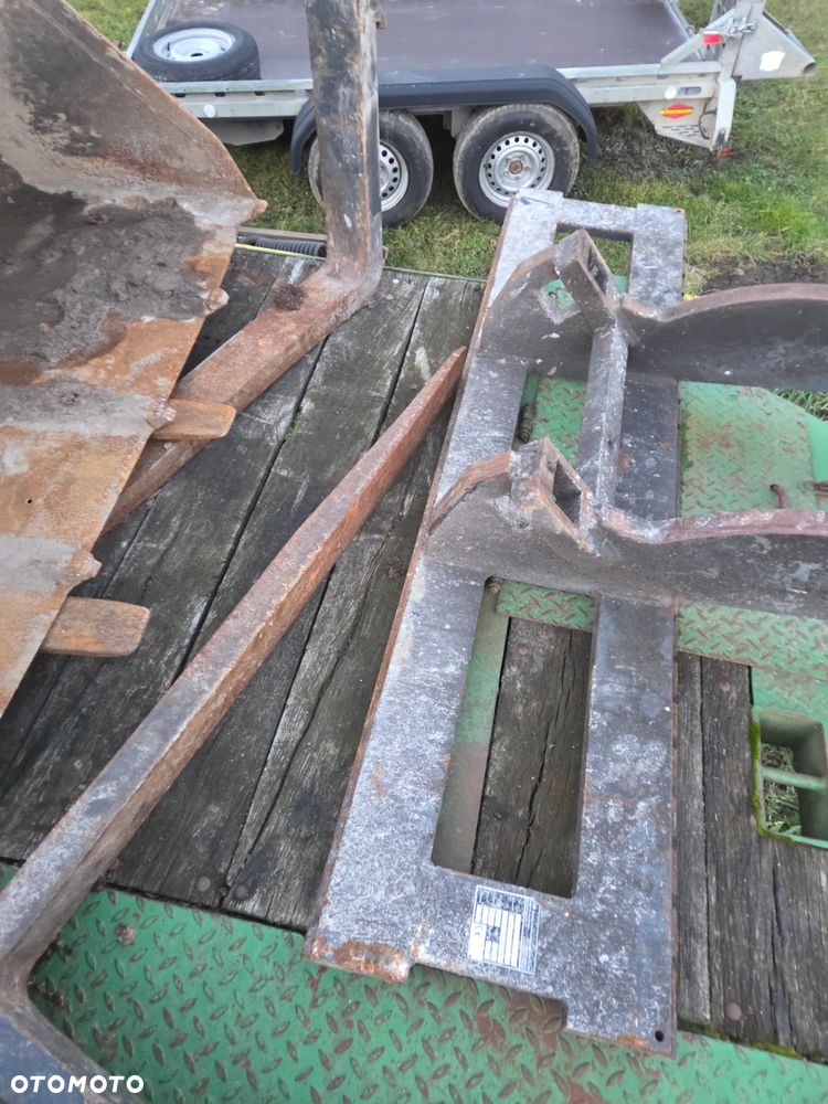 Caterpillar 926M - 36