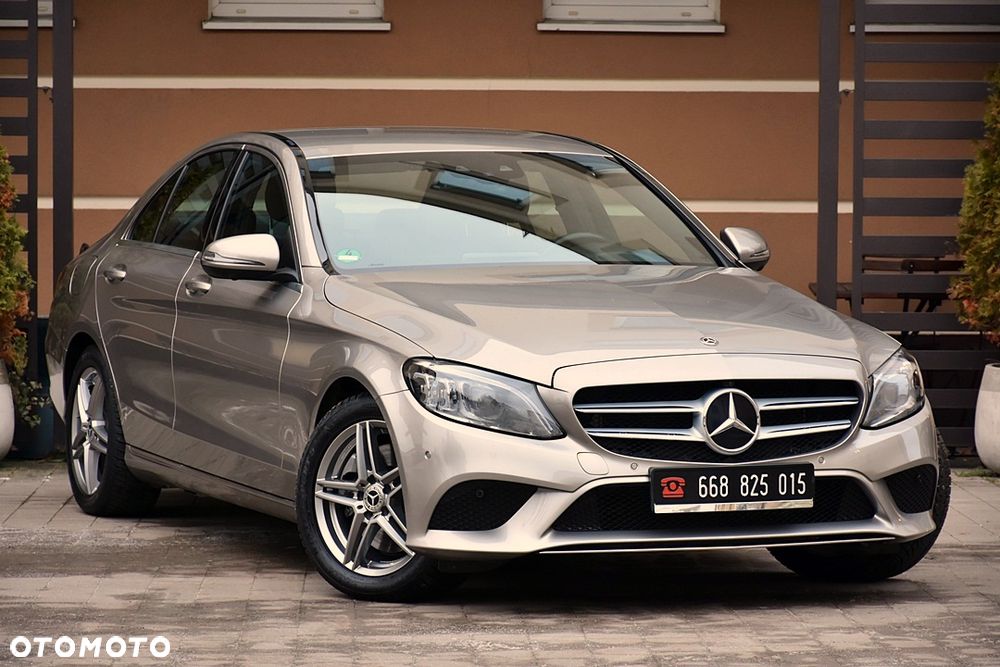 Mercedes-Benz Klasa C 300 9G-TRONIC Exclusive