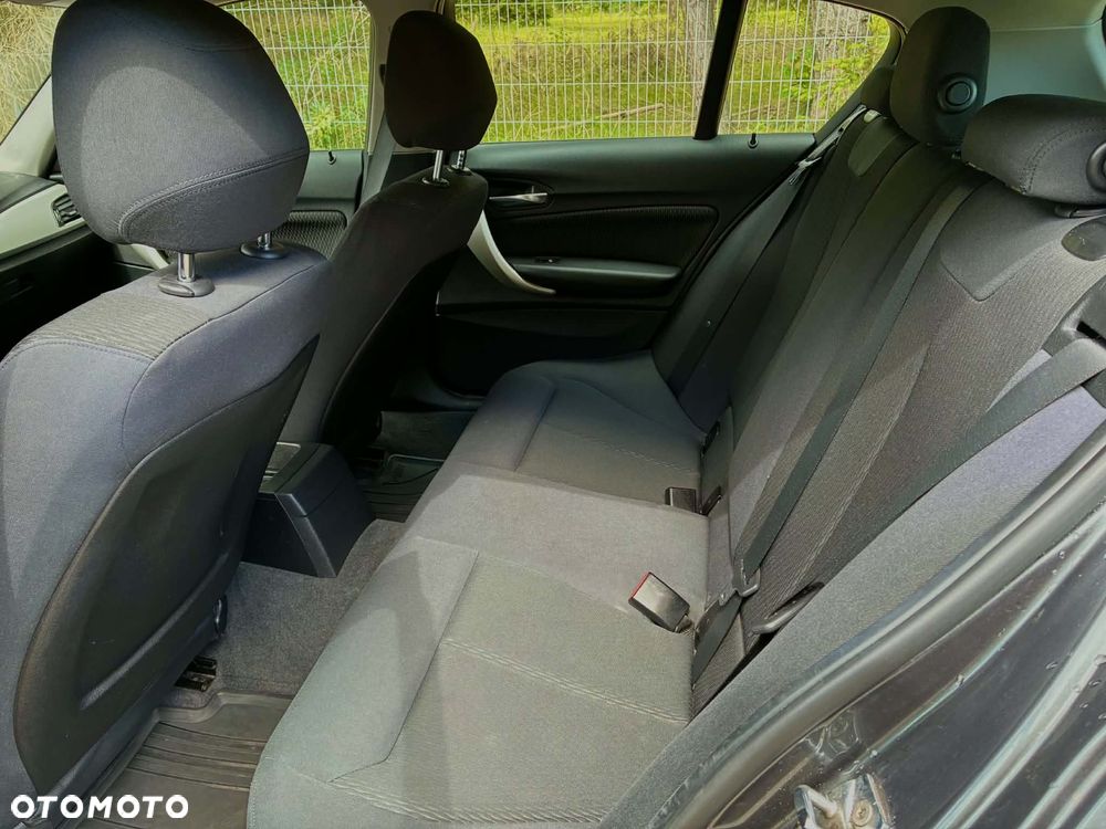 BMW Seria 1 116i - 9