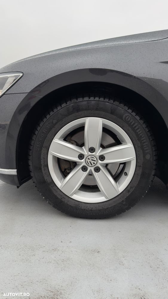 Volkswagen Passat 2.0 TDI SCR DSG (BlueM Tech) Highline - 11