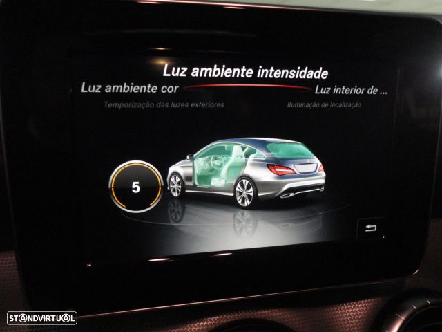 Mercedes-Benz CLA 180 d Shooting Brake Urban - 26