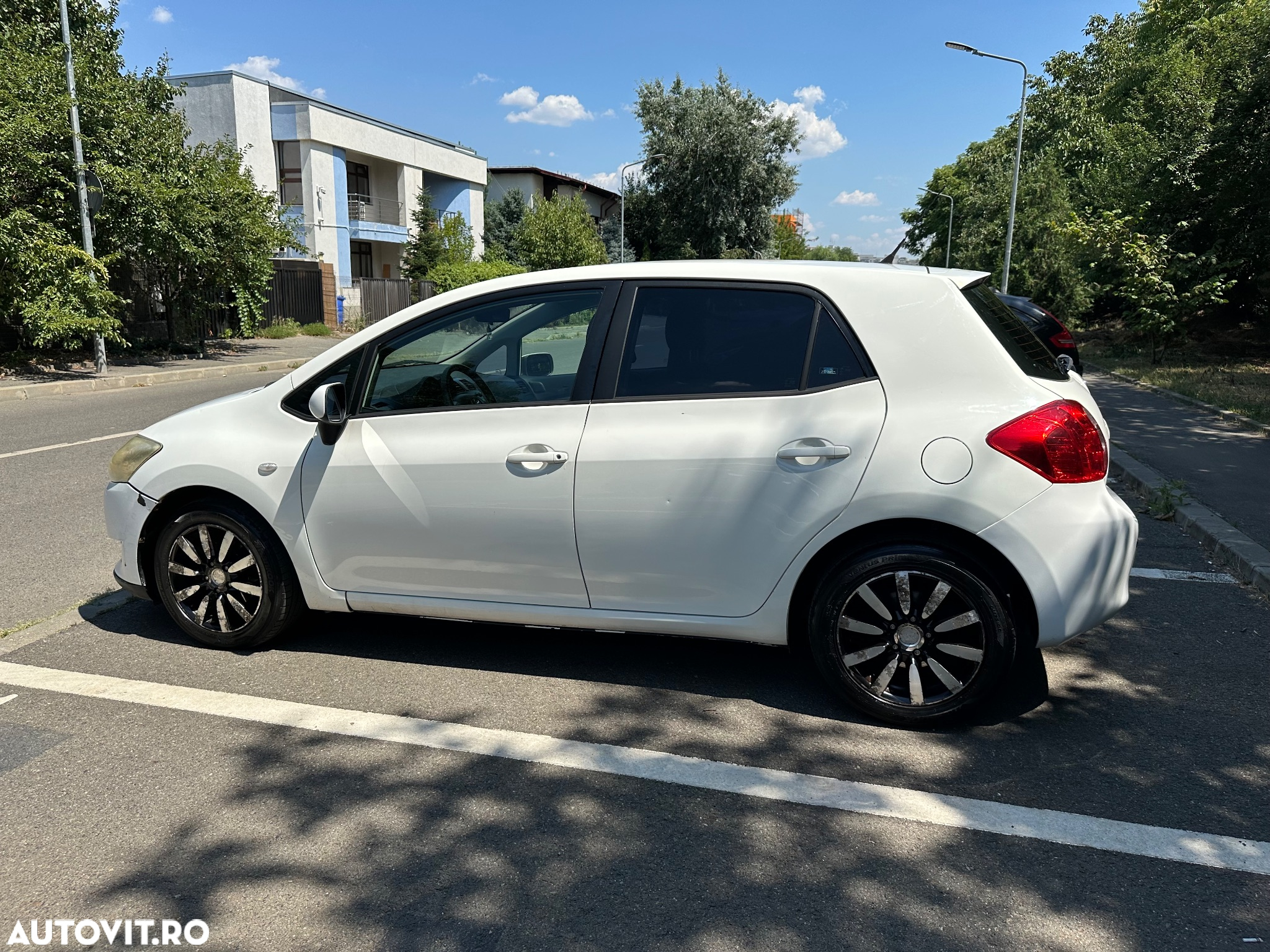 Toyota Auris - 4