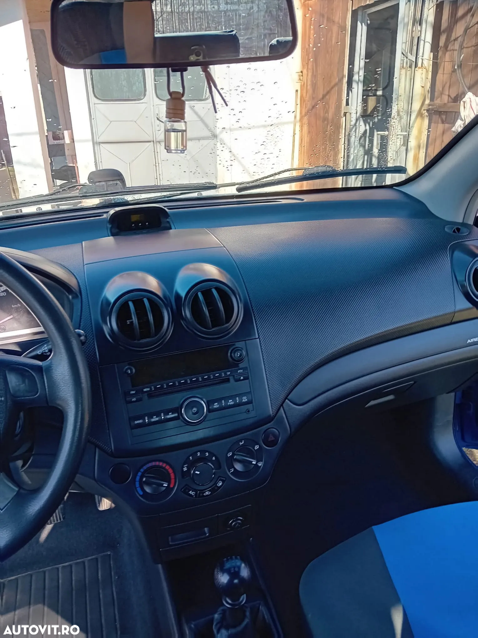 Chevrolet Aveo - 14